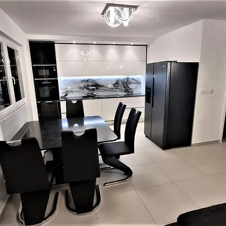 Bartol Luxury Krk Croatia, With Own Hot Tub - Whirlpool Apartmán