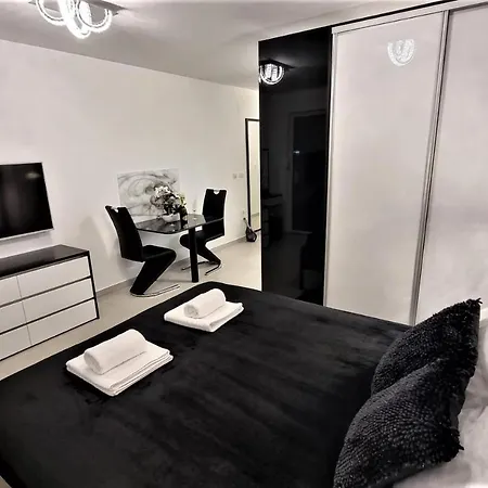 Bartol Luxury Krk Croatia, With Own Hot Tub - Whirlpool *