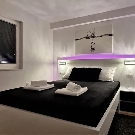 Bartol Luxury Krk Croatia, With Own Hot Tub - Whirlpool Apartmán Krk Town