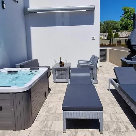 公寓 Bartol Luxury Krk Croatia, With Own Hot Tub - Whirlpool