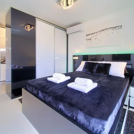 Bartol Luxury Krk Croatia, With Own Hot Tub - Whirlpool Krk Town