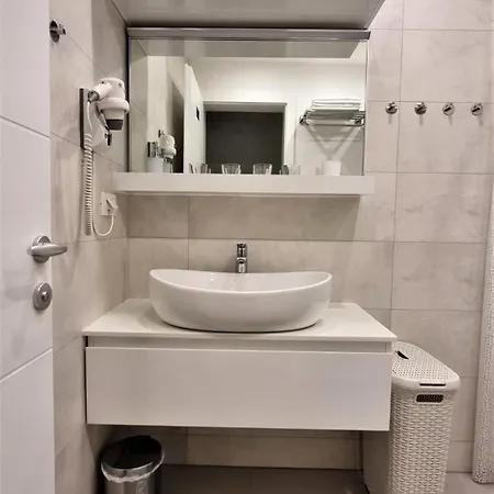 Bartol Luxury Krk Croatia, With Own Hot Tub - Whirlpool Apartmán *