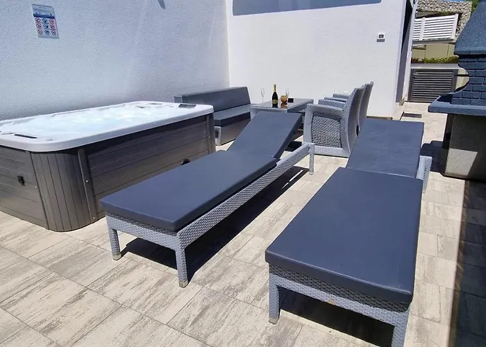 Appartement Bartol Luxury Krk Croatia, With Own Hot Tub - Whirlpool Krk Town