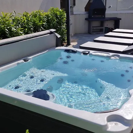 Bartol Luxury Krk Croatia, With Own Hot Tub - Whirlpool Apartman *