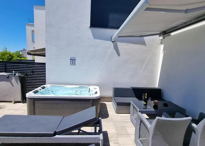 Apartman Bartol Luxury Krk Croatia, With Own Hot Tub - Whirlpool *