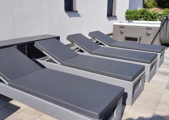 Bartol Luxury Krk Croatia, With Own Hot Tub - Whirlpool *