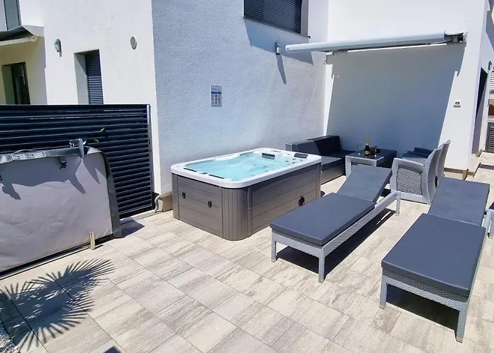 Bartol Luxury Krk Croatia, With Own Hot Tub - Whirlpool *